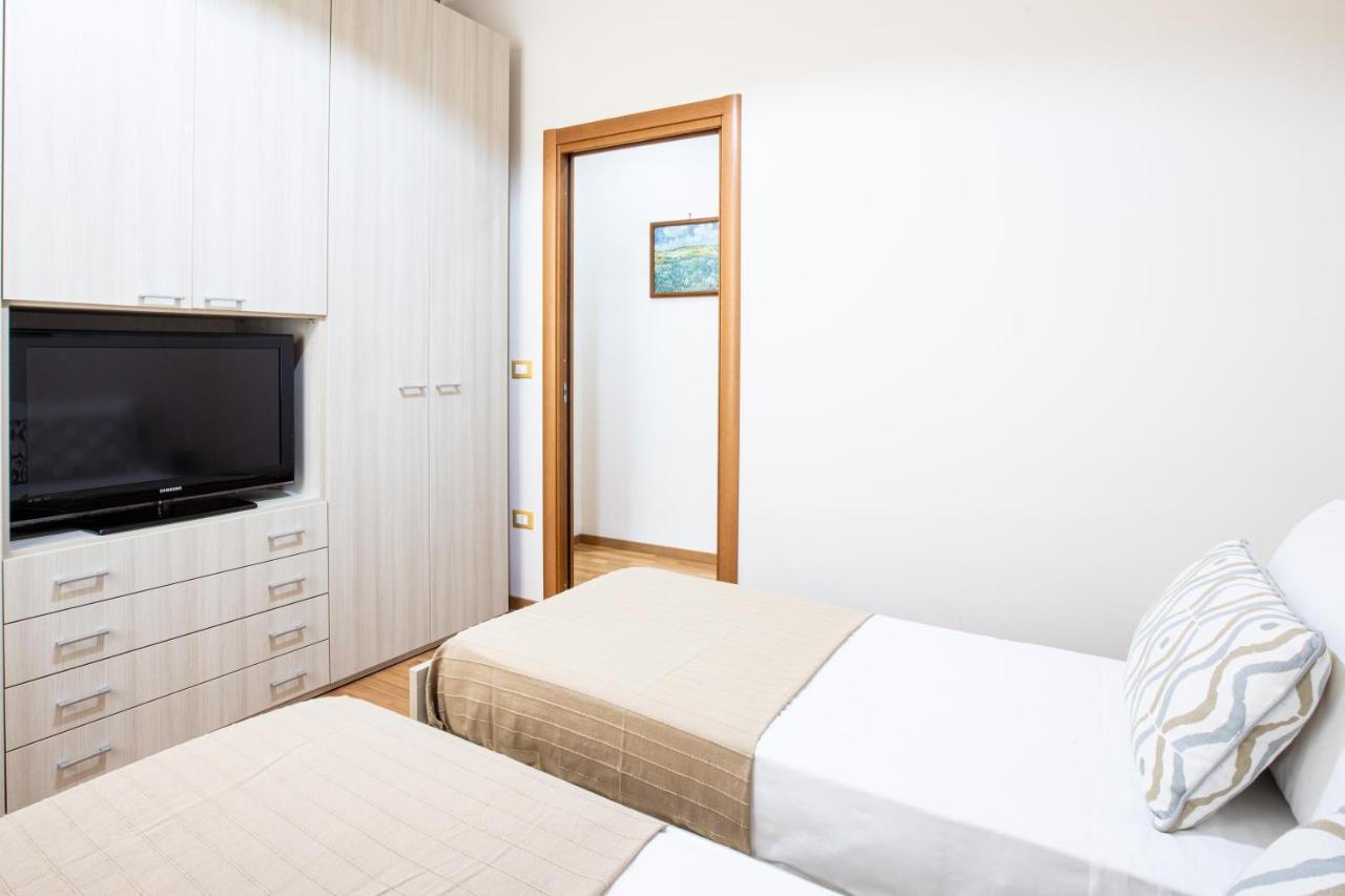 Sorrentovibes - Spacious 3 Bedrooms Apartment In Sorrento Oldtown Extérieur photo