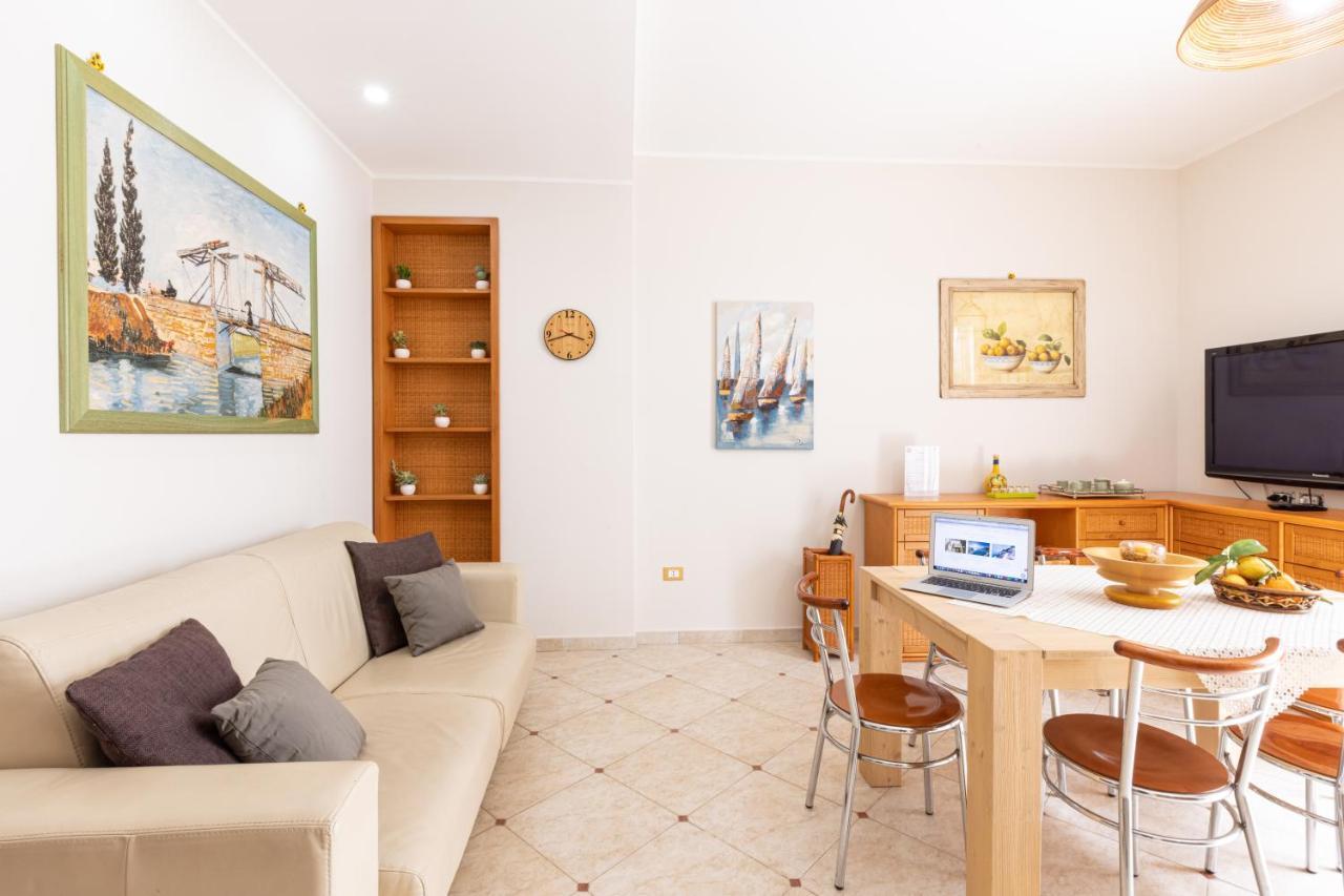 Sorrentovibes - Spacious 3 Bedrooms Apartment In Sorrento Oldtown Extérieur photo
